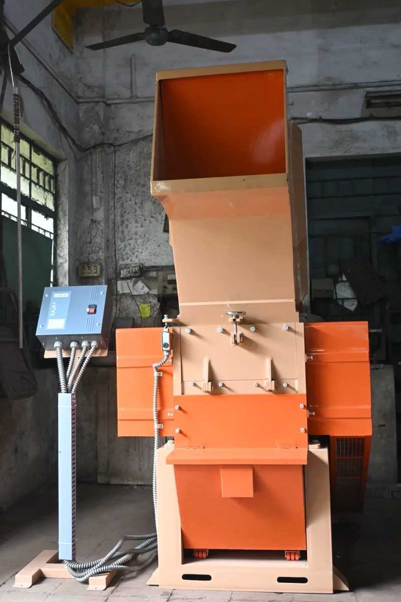 RE30 plastic grinder machine — 30 HP granulator with 30 inch throat and 6+4 blade set, Raj Electricals, Mumbai